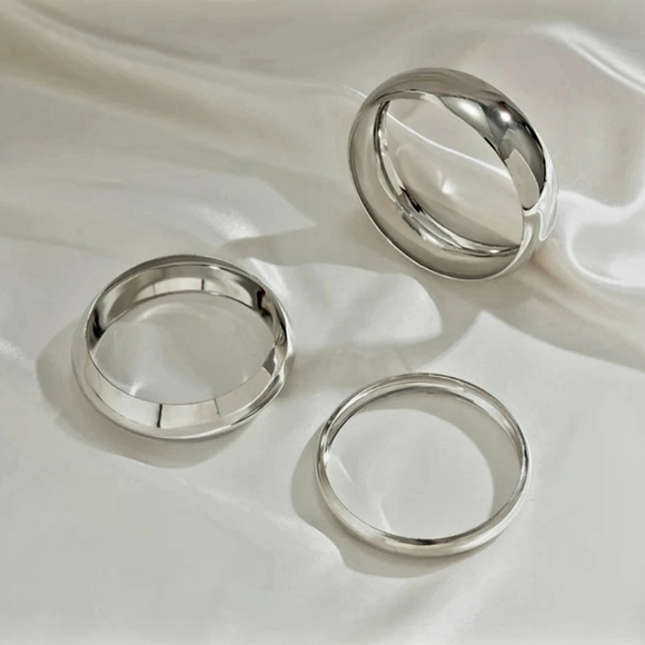 3 Round Chunky Bracelets. Smooth metal.Bangles Trendy Designe. Hupoallergenic - Picture 7 of 13